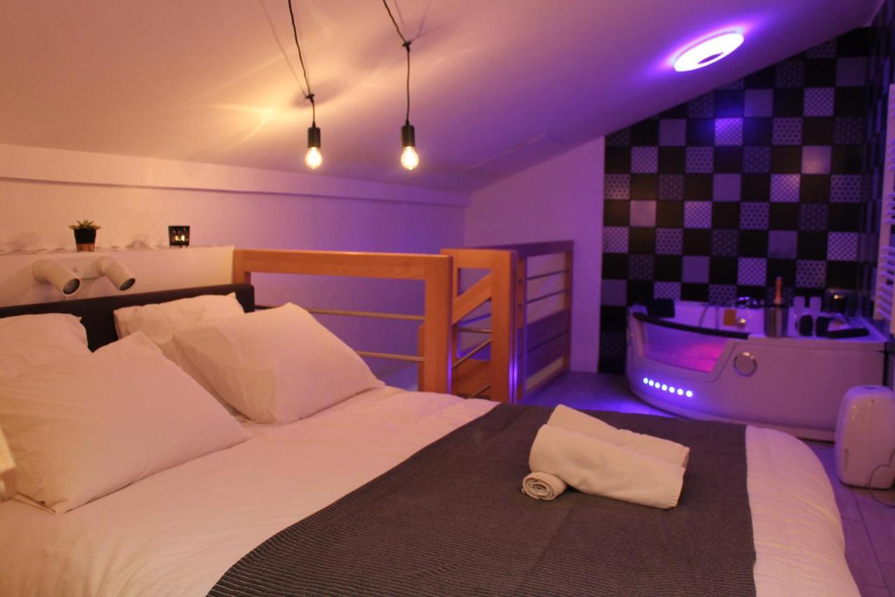 Le Logis Du Bien-Etre, Balneo & Sauna Dans Chambre 베르통 외부 사진