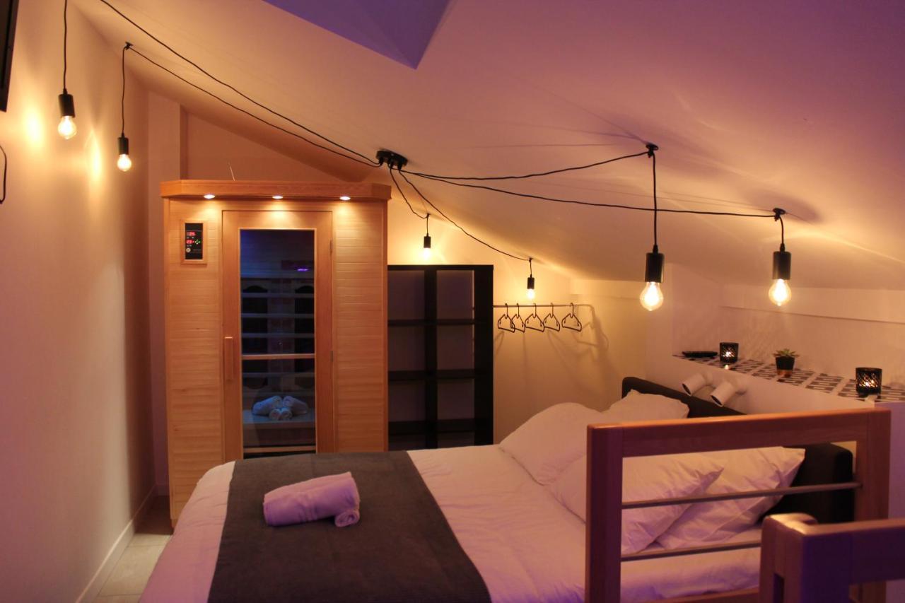 Le Logis Du Bien-Etre, Balneo & Sauna Dans Chambre 베르통 외부 사진